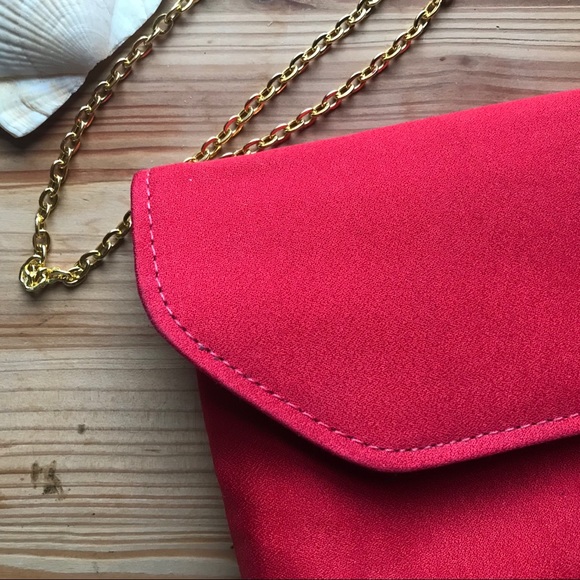 Red Chain Strap Purse - Picture 2 of 5
